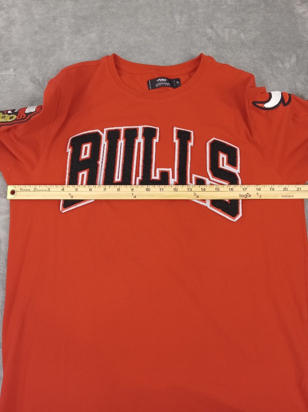 PRO STANDARD Men's Chicago Bulls Red Graphic Tee Size XL - Picture 10 of 13